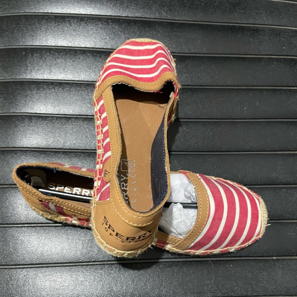 Sperry beautiful cute chick shoes great for summer